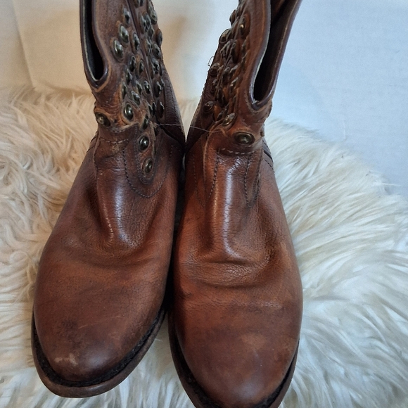 Frye Wyatt Disc Cognac Leather Ankle Boots 6.5 - Picture 5 of 12